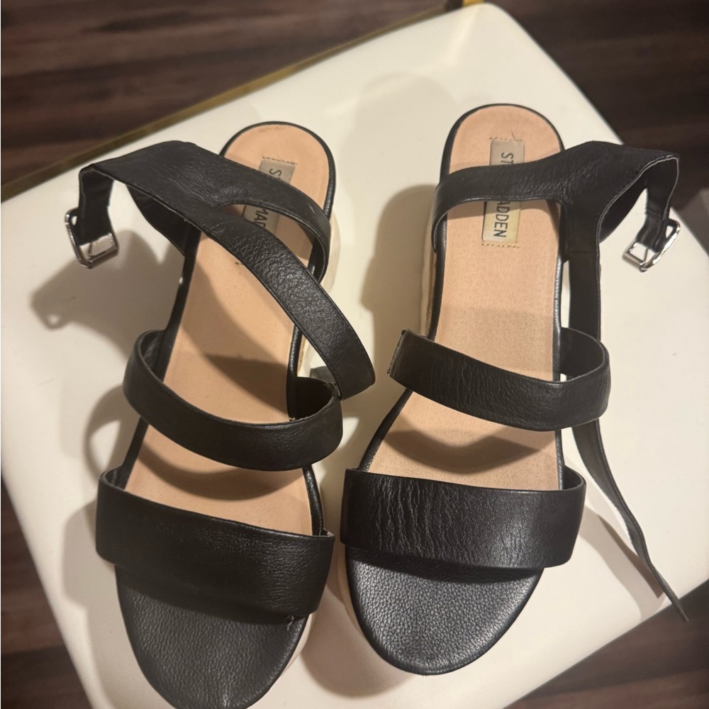 Steve Madden Black Leather Sandals with Straps